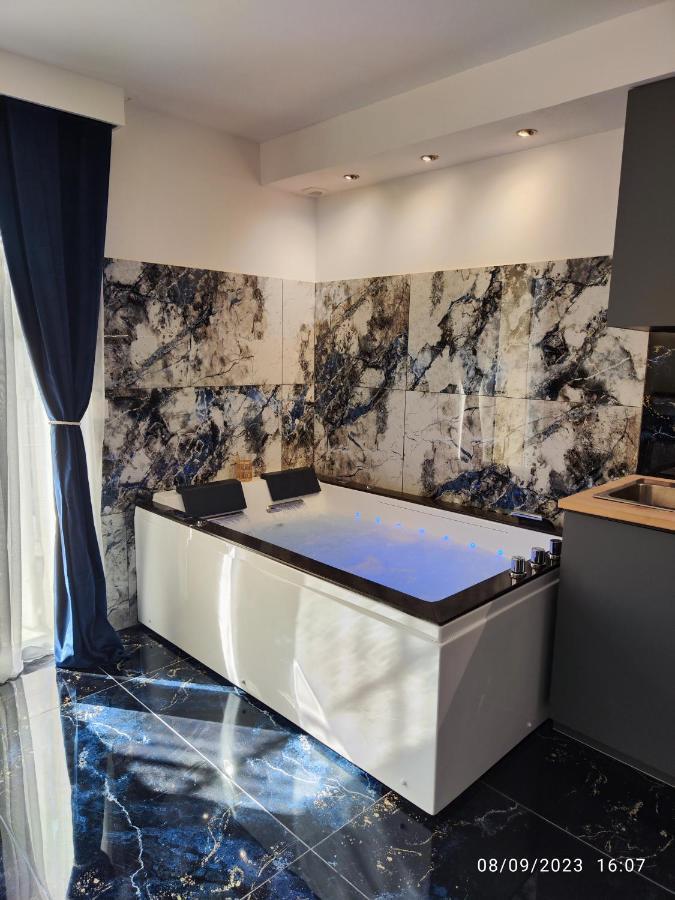 Studio Avec Jaccuzzi Saintry-sur-Seine Luaran gambar