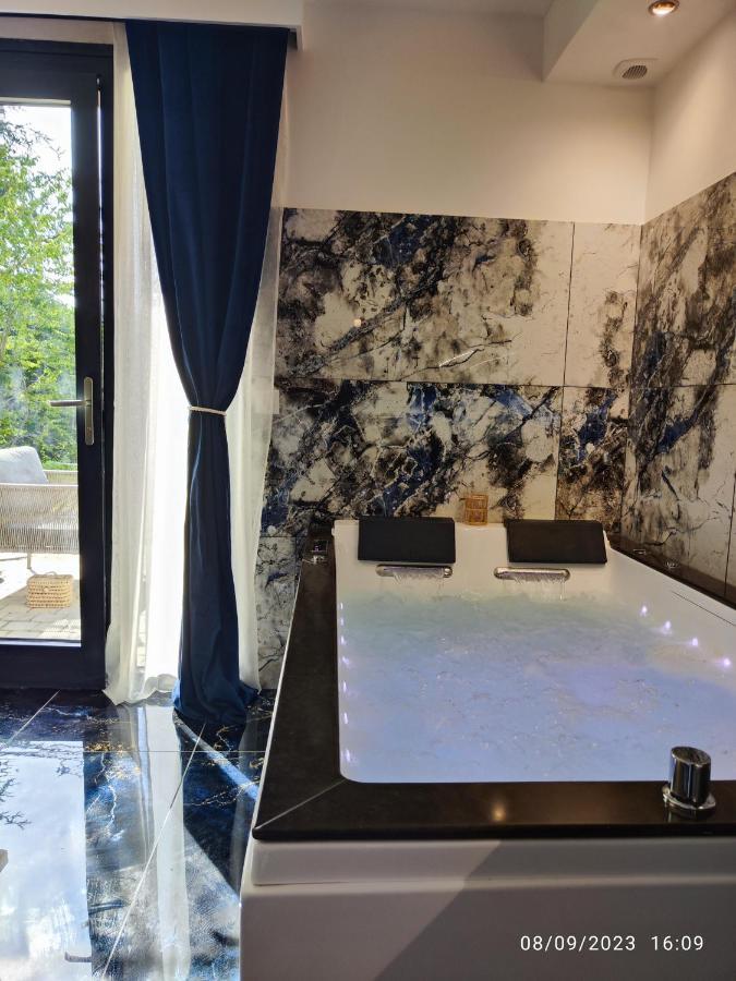 Studio Avec Jaccuzzi Saintry-sur-Seine Luaran gambar