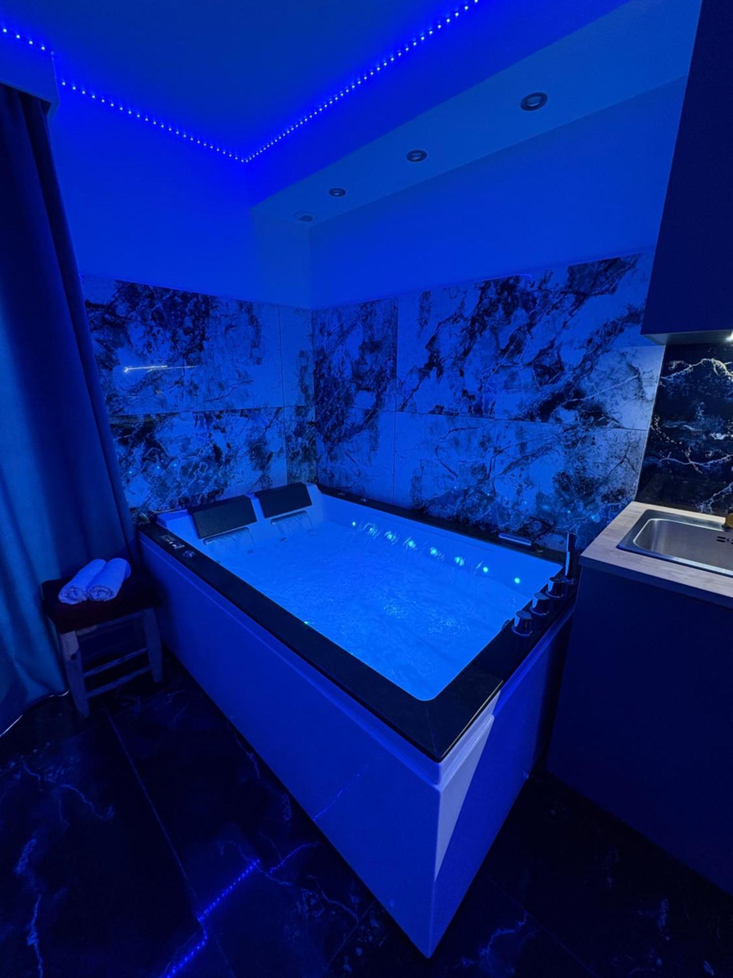 Studio Avec Jaccuzzi Saintry-sur-Seine Luaran gambar
